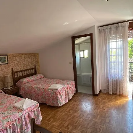 Restaurante Luz De Luna 비야누에바 데 아로사